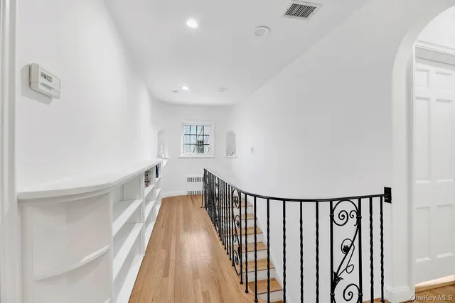 $1,399,000 | 166 West Olive Street, Long Beach, NY 11561