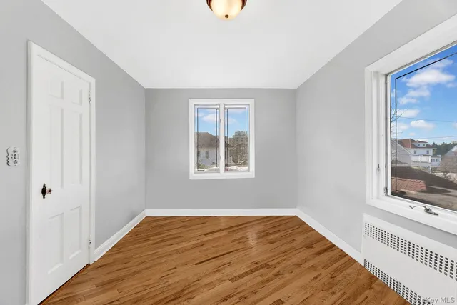 $1,399,000 | 166 West Olive Street, Long Beach, NY 11561