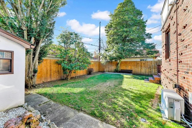 $1,399,000 | 166 West Olive Street, Long Beach, NY 11561