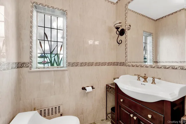 $1,399,000 | 166 West Olive Street, Long Beach, NY 11561