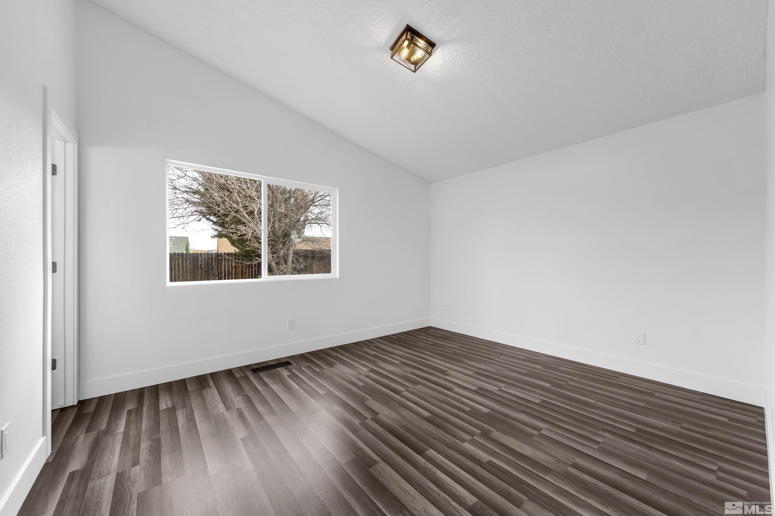 7778 Anchor Point Drive Reno, NV 89506 - Photo 15 of 33 Photo 15