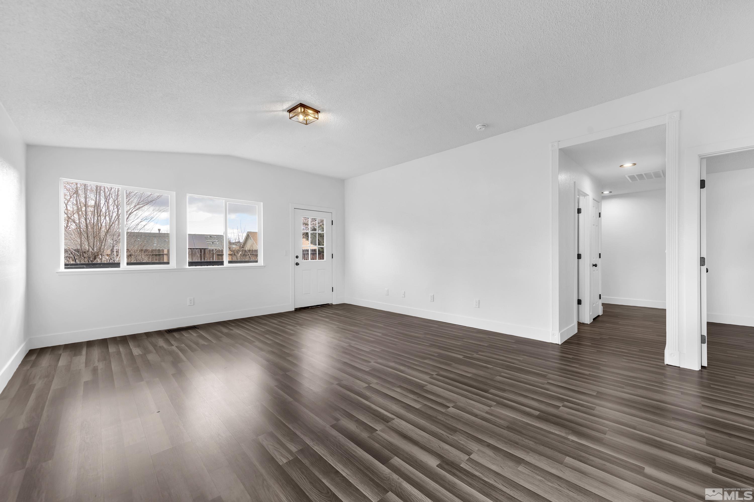 7778 Anchor Point Drive Reno, NV 89506 - Photo 7 of 33 Photo 7