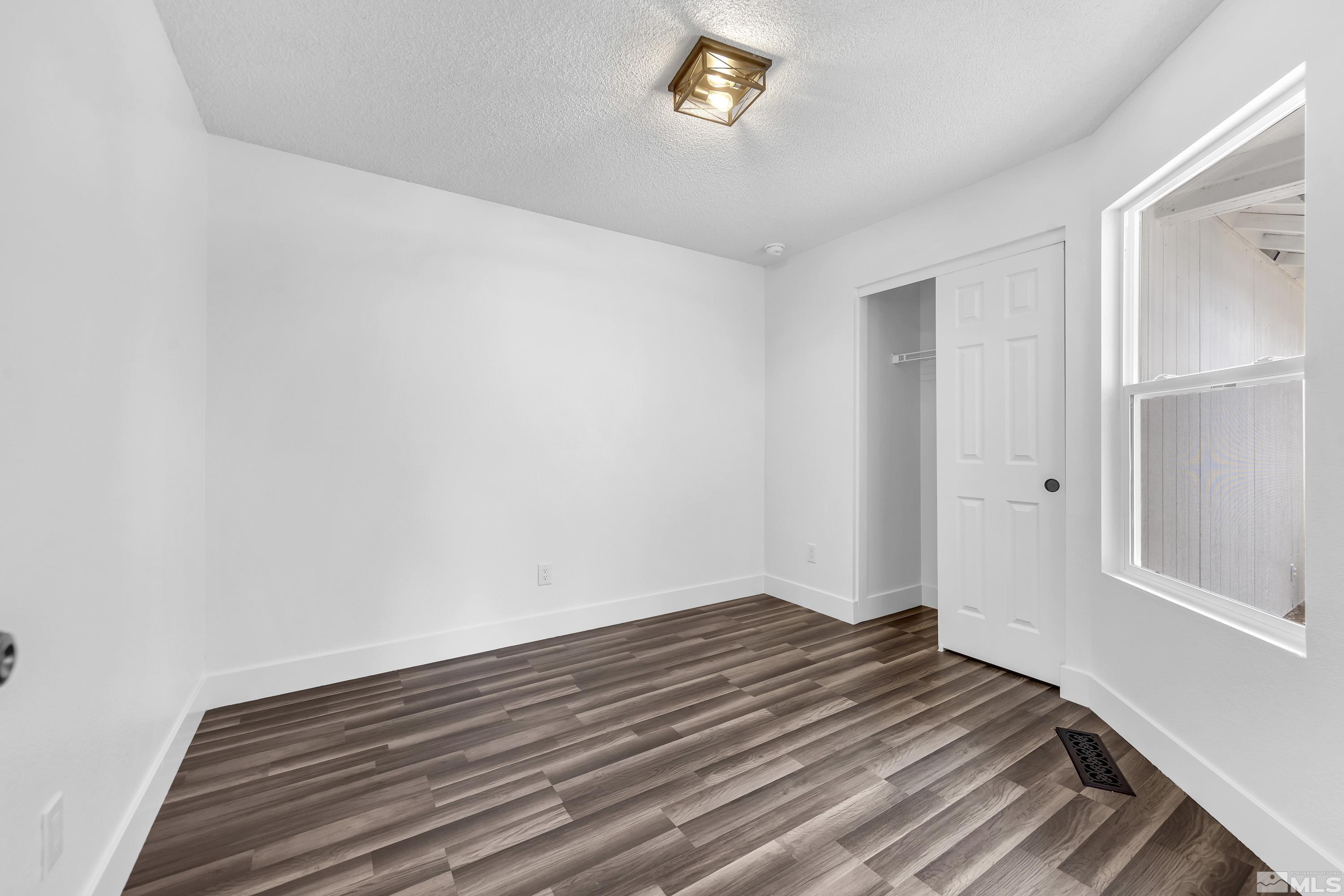 7778 Anchor Point Drive Reno, NV 89506 - Photo 9 of 33 Photo 9