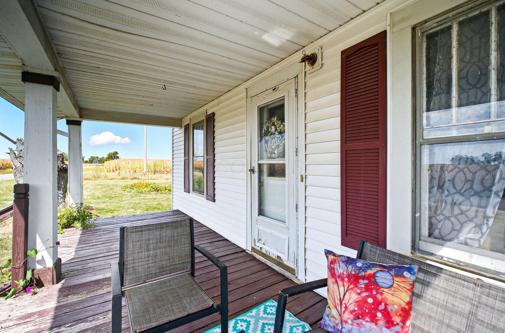 4868 Lewis Road Bloomingburg, OH 43106 - Photo 3 of 50 FRONT PORCH