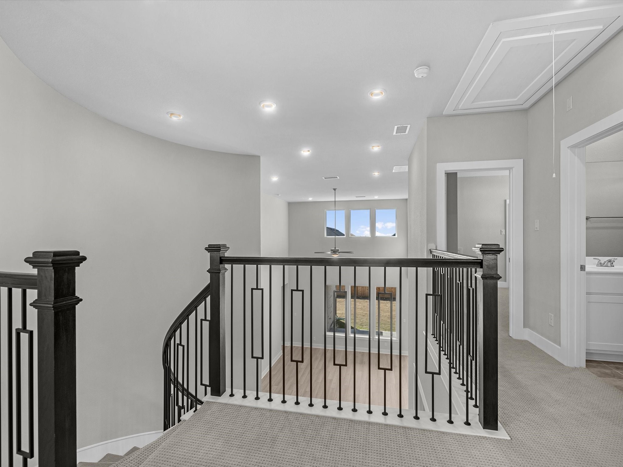 7922 Antler Rdg Drive Fulshear, TX 77441 - Photo 16 of 31 a view of a hallway with a livingroom