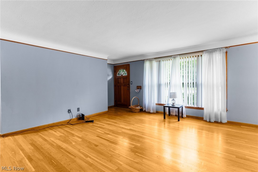 11803 West Pleasant Valley Road Cleveland, OH 44130 - Photo 12 of 26 Gallery Image 12