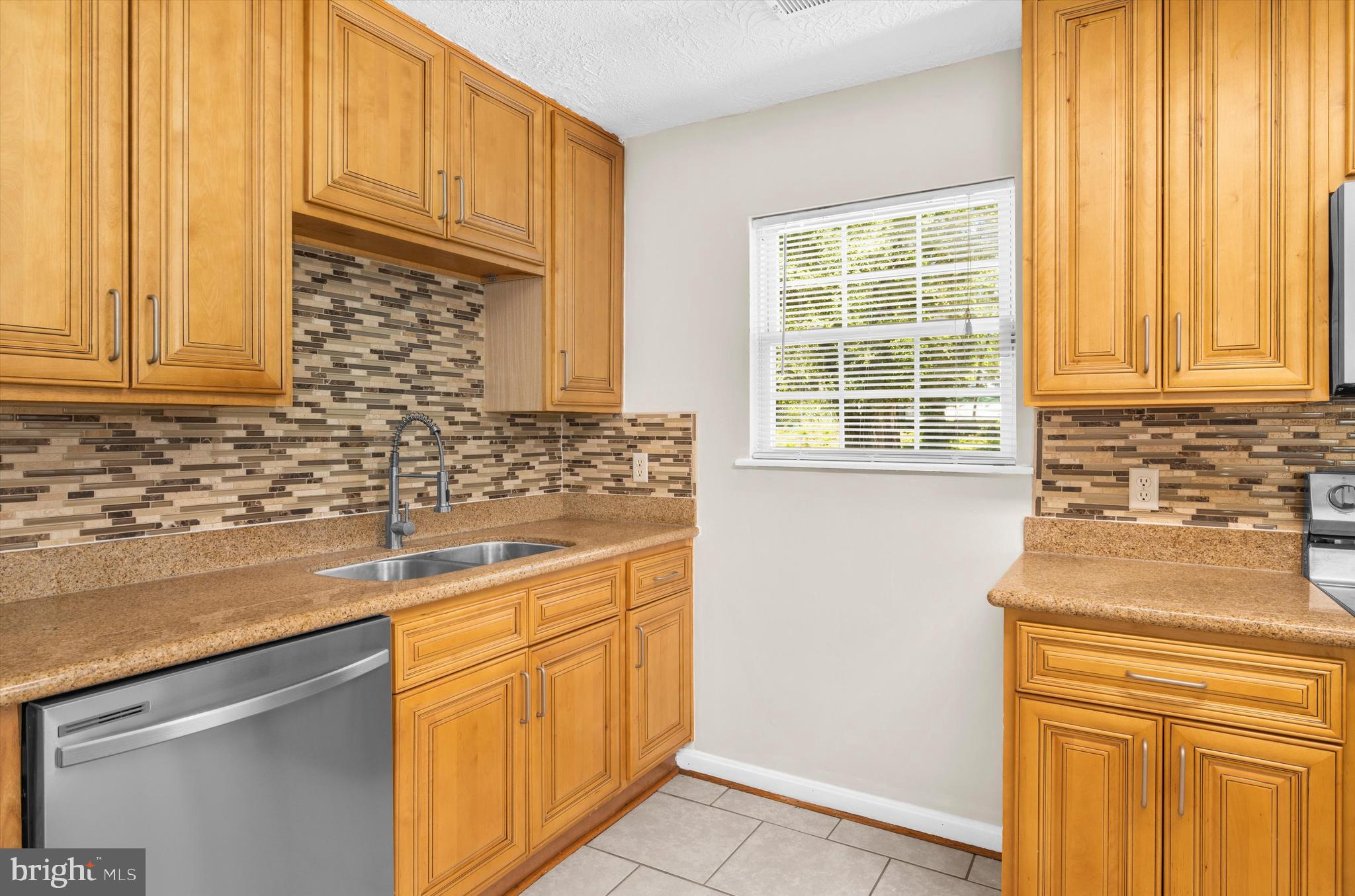 7820 Ridge Road Hanover, MD 21076 - Photo 12 of 61