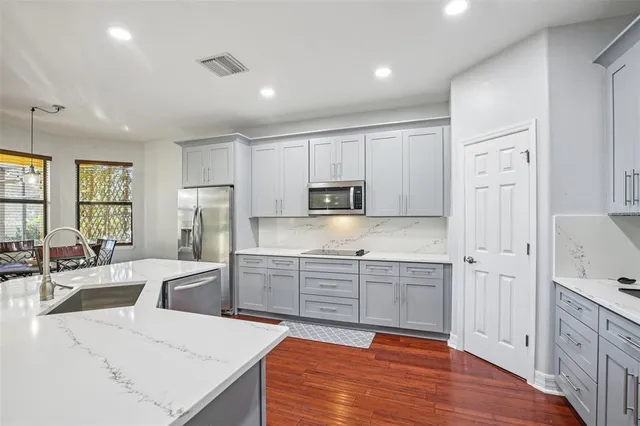 $877,000 | 9413 Toulon Boulevard, Seffner, FL 33584