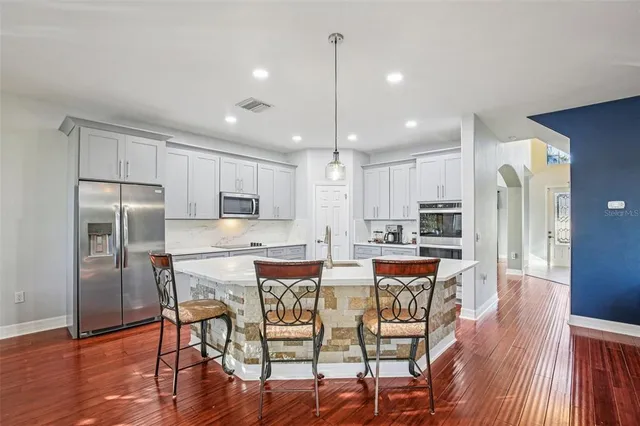 $877,000 | 9413 Toulon Boulevard, Seffner, FL 33584