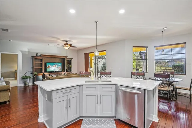 $877,000 | 9413 Toulon Boulevard, Seffner, FL 33584