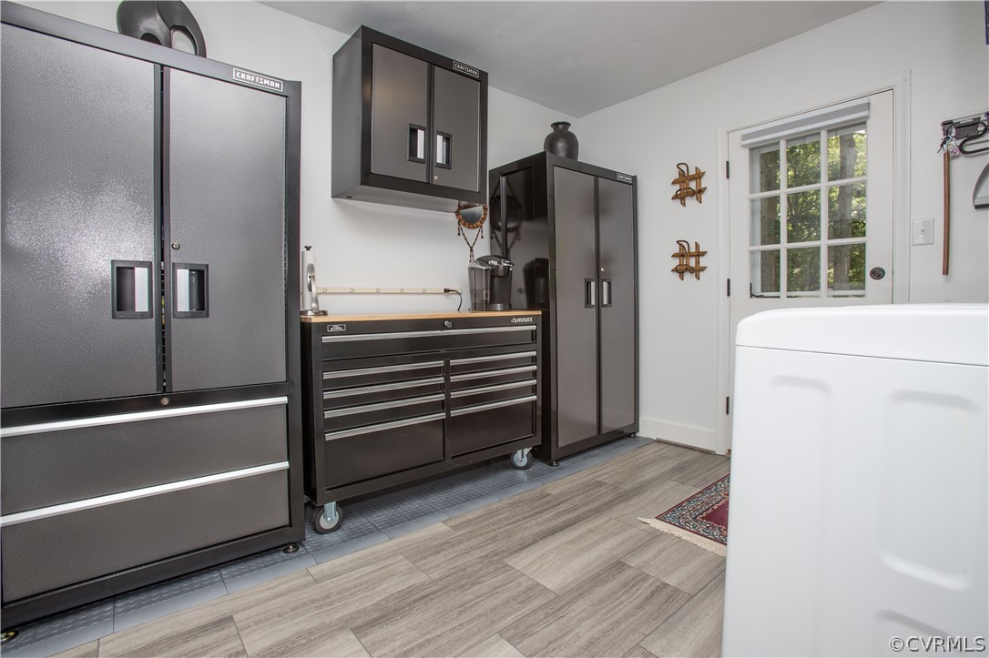 1620 Featherstone Drive Midlothian, VA 23113 - Photo 27 of 29 a kitchen with a refrigerator and a stove