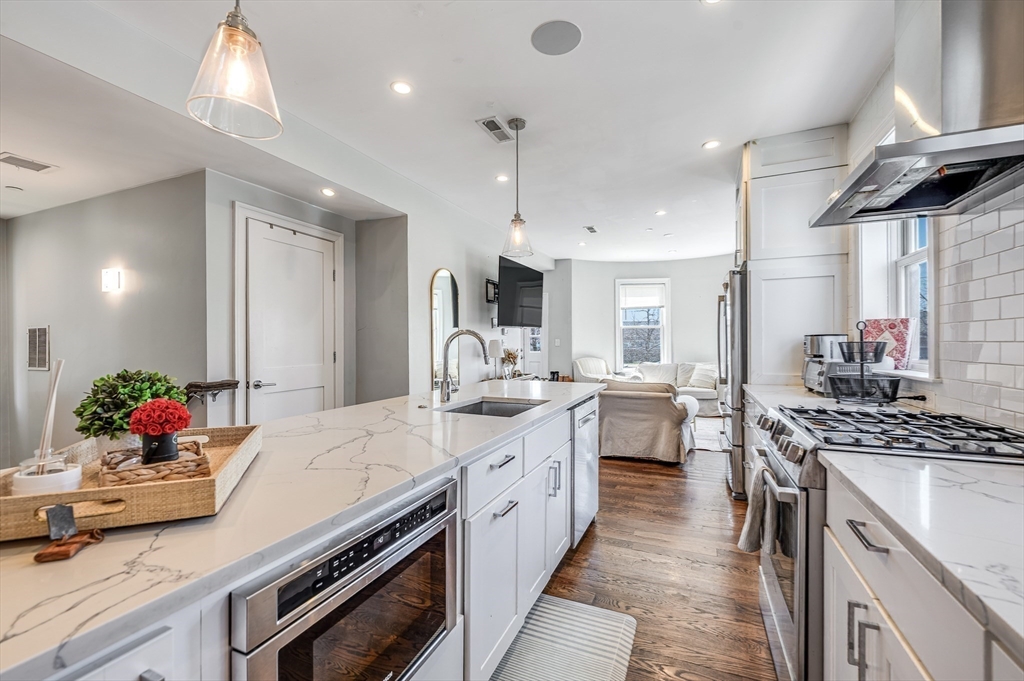 1650 Columbia Road, Unit 1 Boston, MA 02127 - Photo 13 of 24