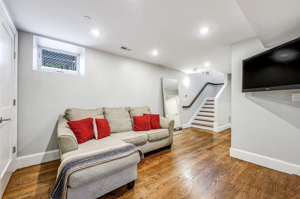 1650 Columbia Road, Unit 1 Boston, MA 02127 - Photo 19 of 24