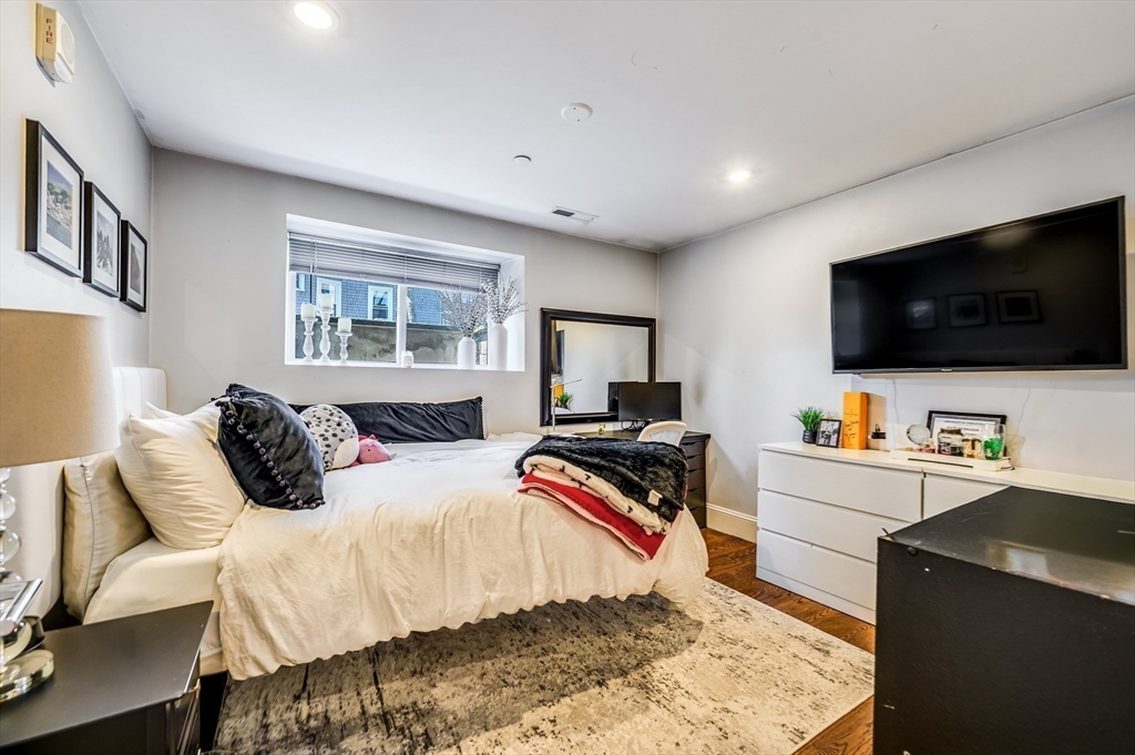 1650 Columbia Road, Unit 1 Boston, MA 02127 - Photo 21 of 24