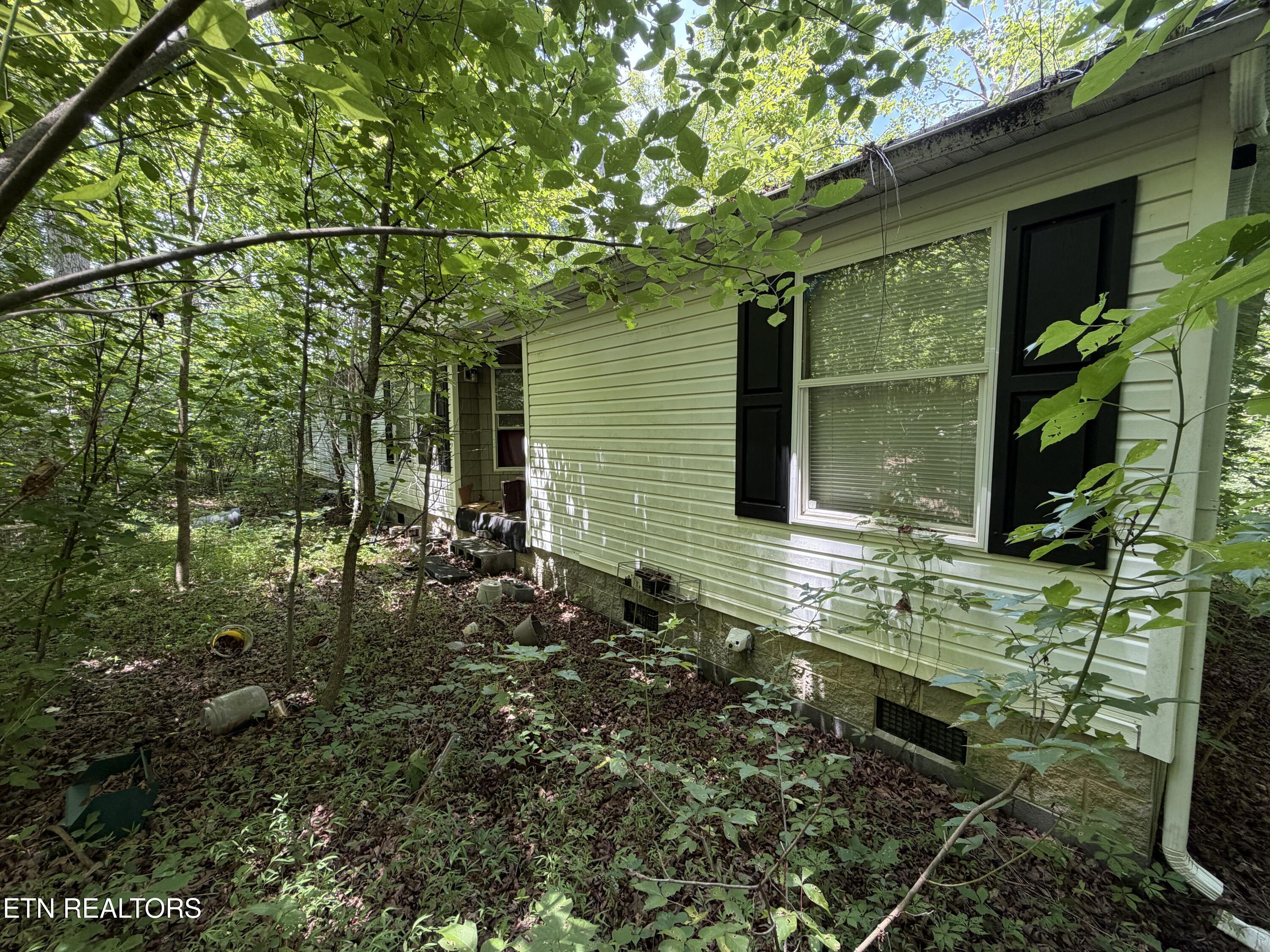 1919 Reagan Mill Road Maryville, TN 37803 - Photo 12 of 15 Old Manufactured Home Back