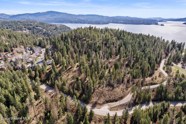 $1,750,000 | Xxx East Potlatch Hill Road, Coeur D'Alene, ID 83814