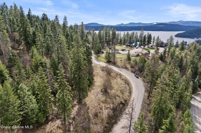 $1,750,000 | Xxx East Potlatch Hill Road, Coeur D'Alene, ID 83814