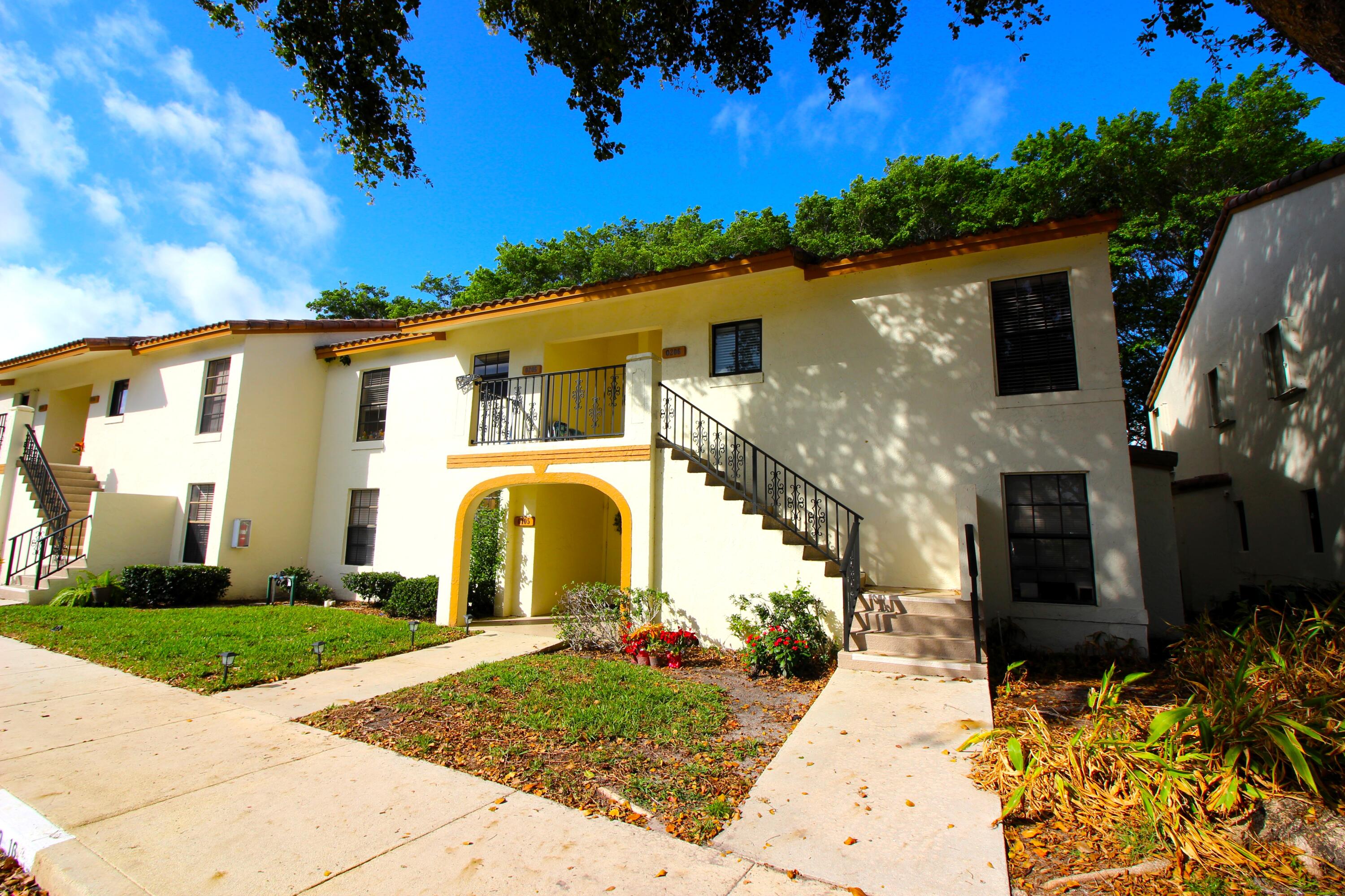 2900 Olivewood Terrace, Unit 206 Boca Raton, FL 33431 - Photo 2 of 45 IMG_7679