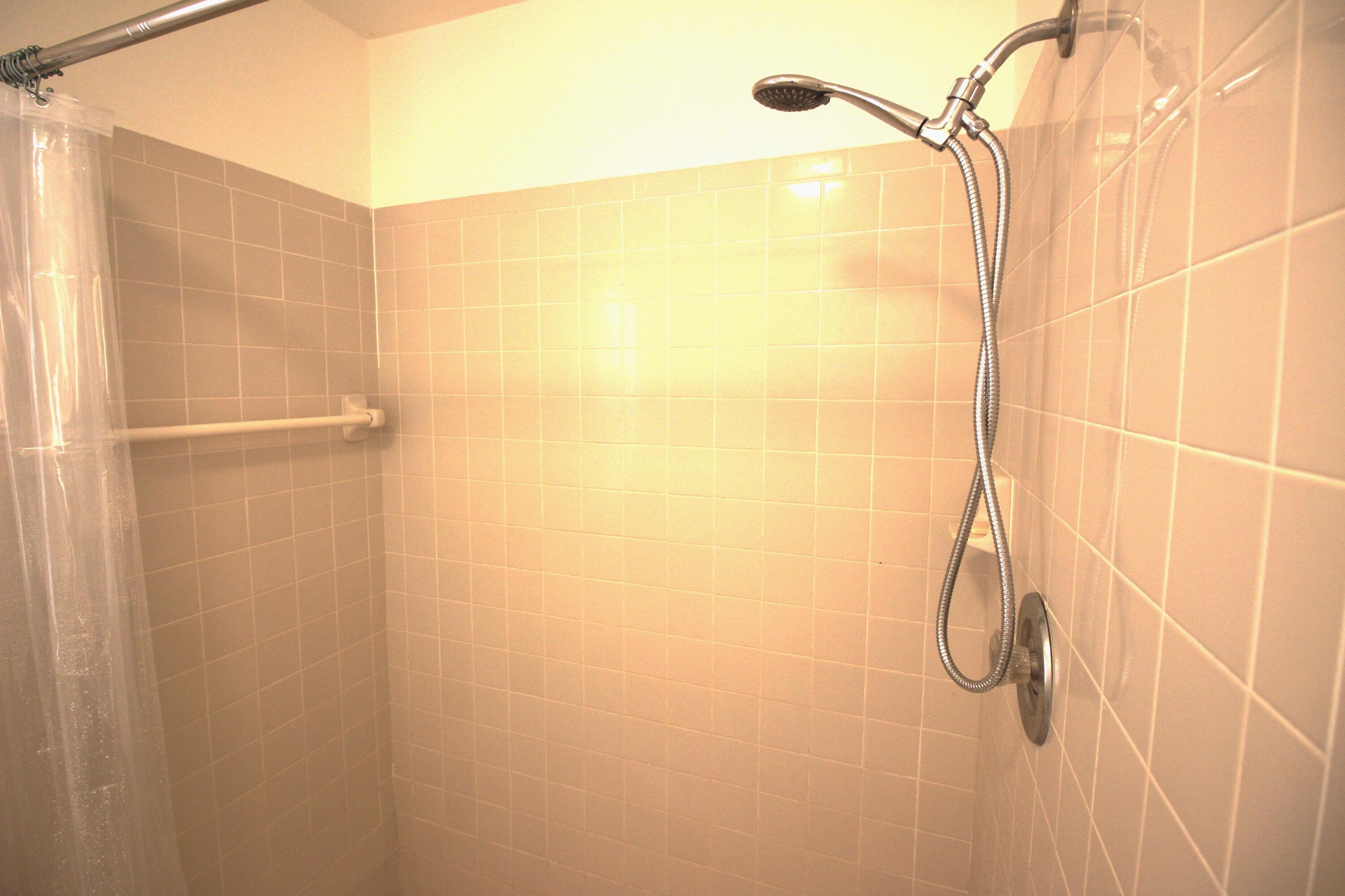 2900 Olivewood Terrace, Unit 206 Boca Raton, FL 33431 - Photo 27 of 45 IMG_7708