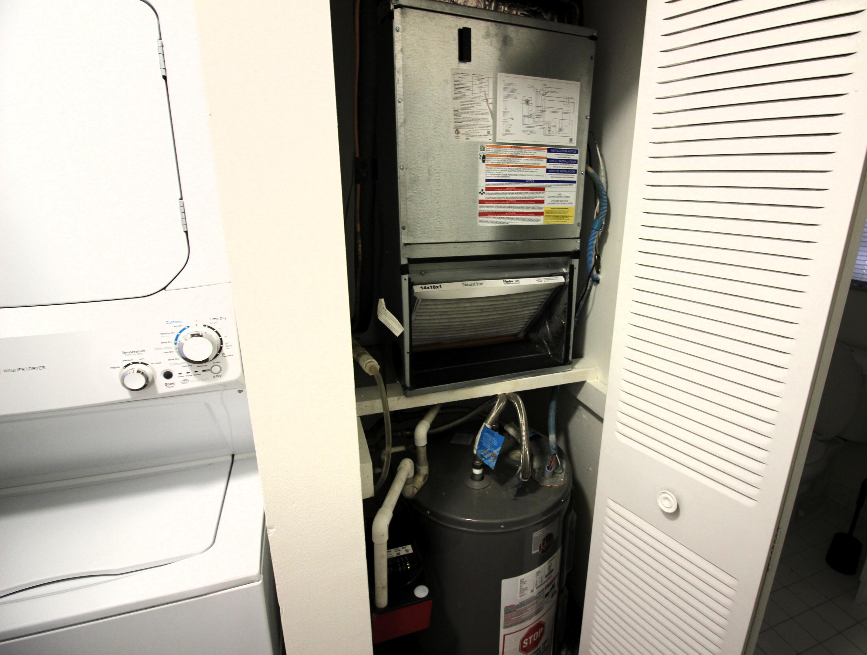 2900 Olivewood Terrace, Unit 206 Boca Raton, FL 33431 - Photo 29 of 45 IMG_7711