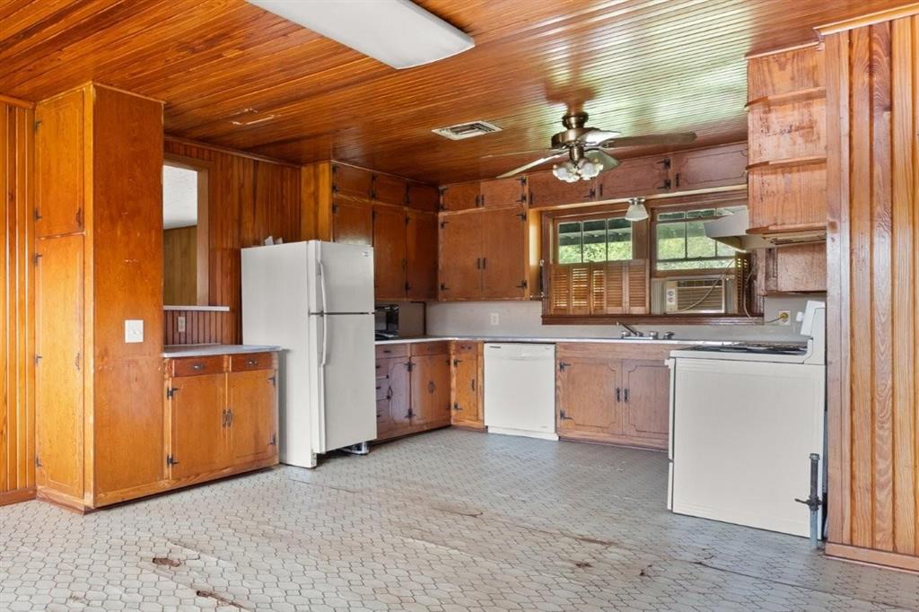 4826 Ihles Road Lake Charles, LA 70605 - Photo 10 of 23