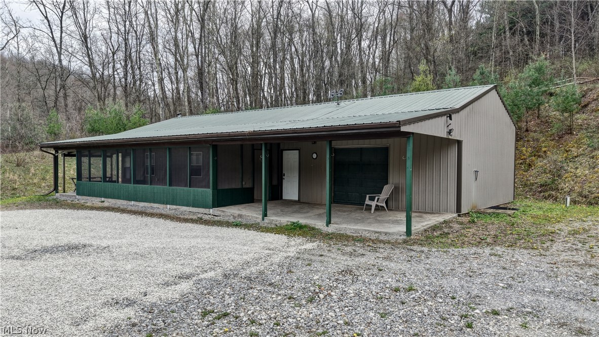 9100 Post Road Jewett, OH 43986 - Photo 7 of 46