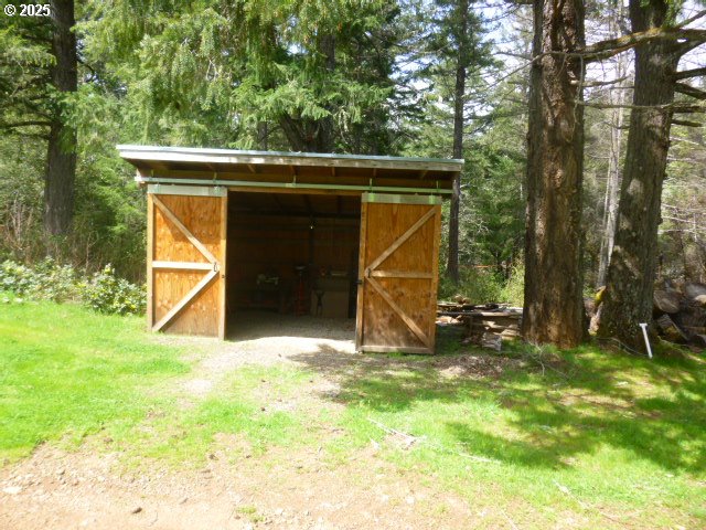 4215 Mt Reuben Road Glendale, OR 97442 - Photo 30 of 40