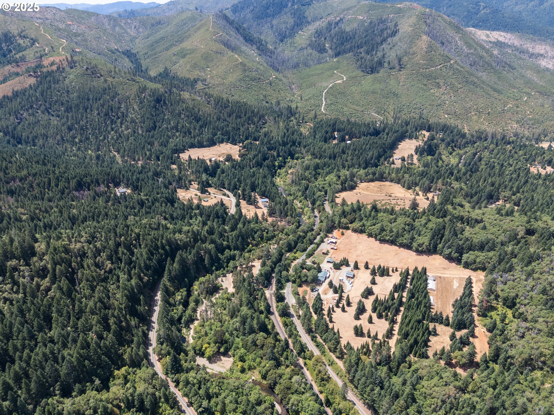 4215 Mt Reuben Road Glendale, OR 97442 - Photo 36 of 40