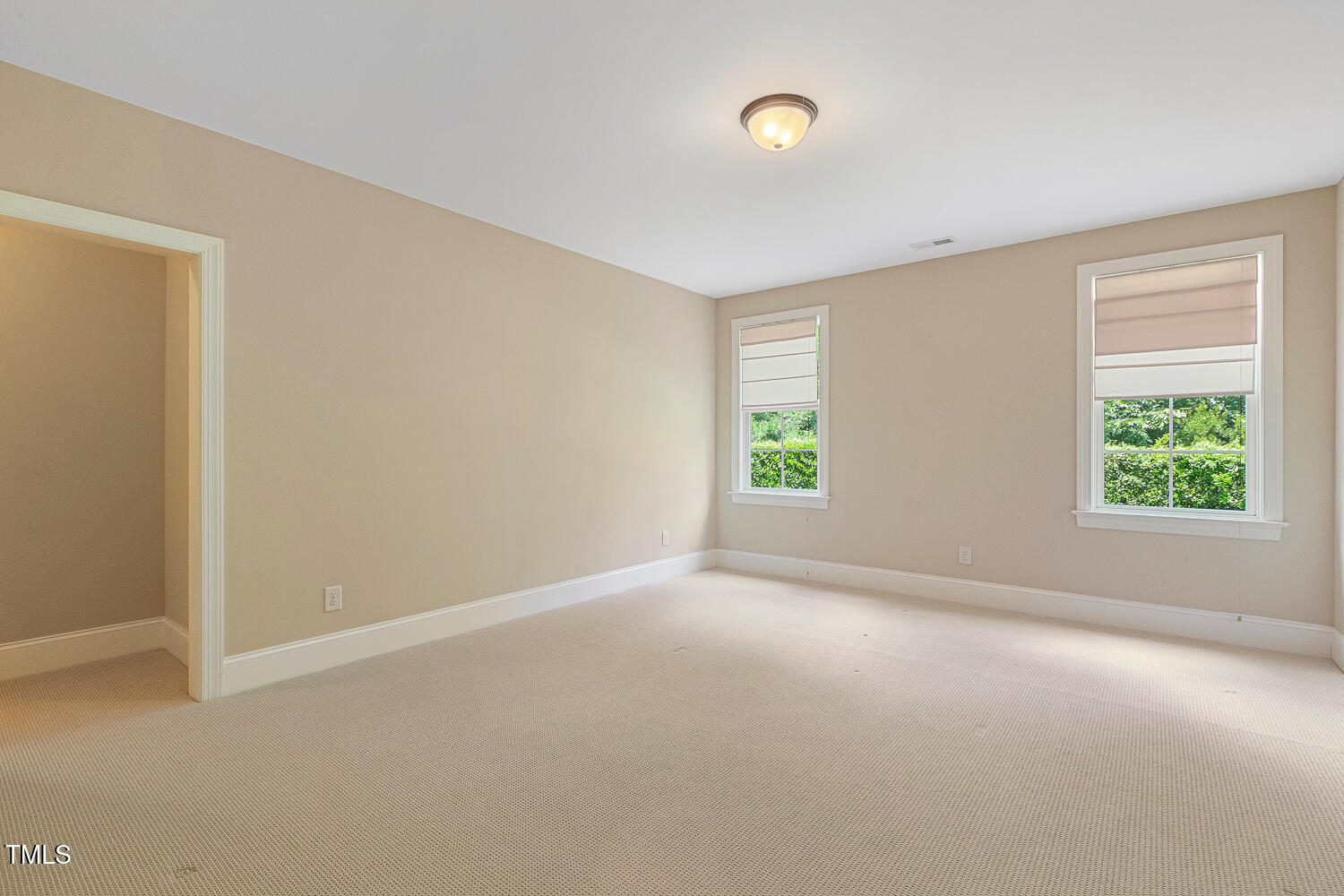 518 Foxdale Ridge Drive Cary, NC 27519 - Photo 78 of 99 518 Foxdale Ridge Dr Cary NC-large-086-1