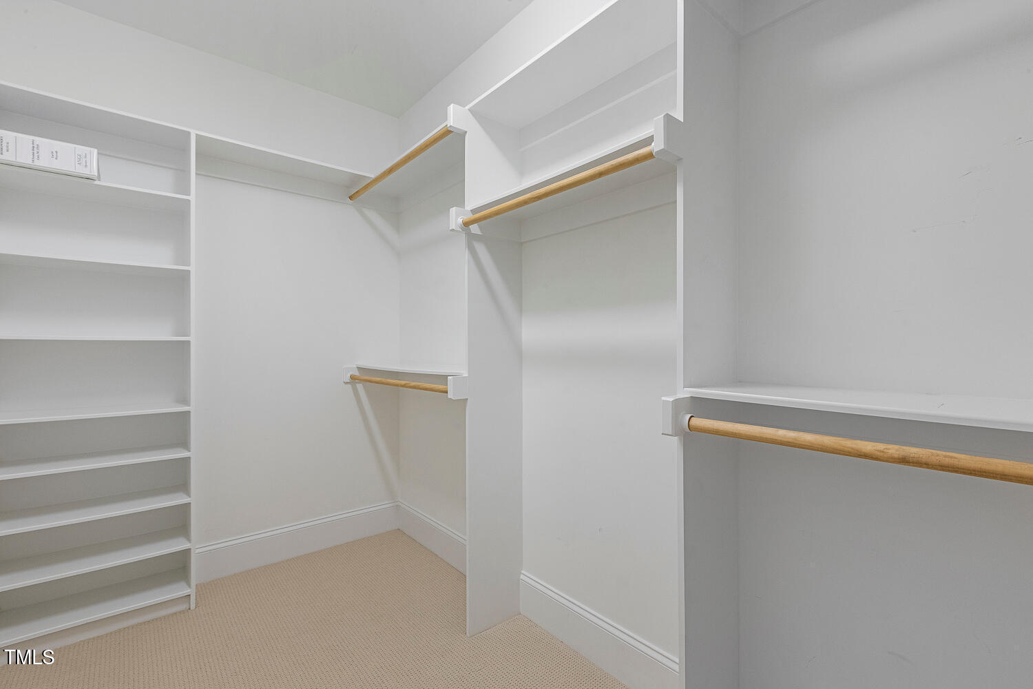 518 Foxdale Ridge Drive Cary, NC 27519 - Photo 80 of 99 518 Foxdale Ridge Dr Cary NC-large-089-1