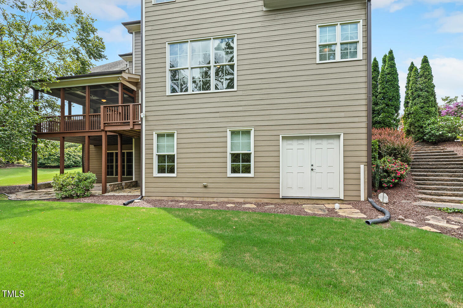 518 Foxdale Ridge Drive Cary, NC 27519 - Photo 87 of 99 518 Foxdale Ridge Dr Cary NC-large-099-0