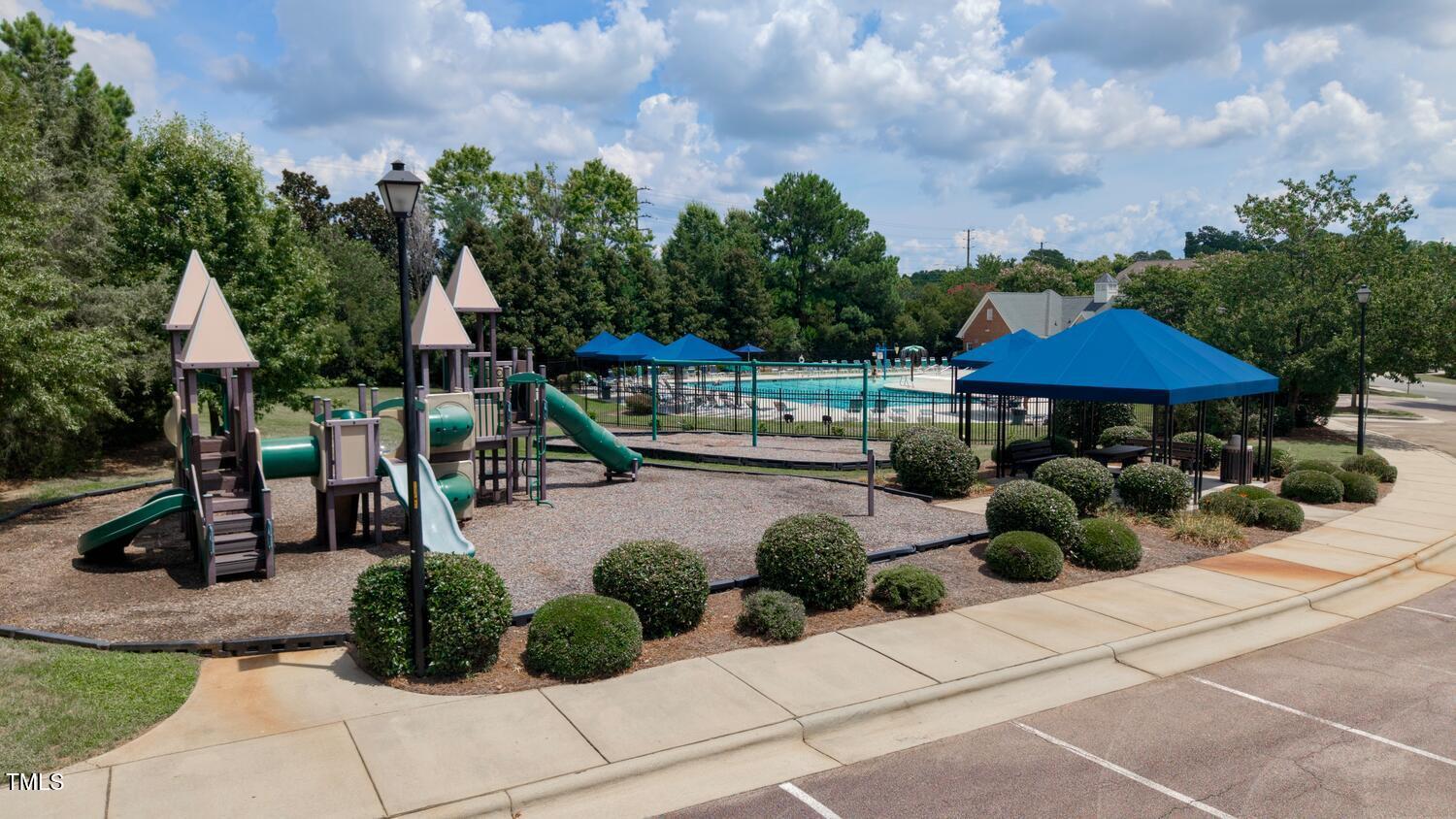 518 Foxdale Ridge Drive Cary, NC 27519 - Photo 97 of 99 518 Foxdale Ridge Dr Cary NC-large-117-1