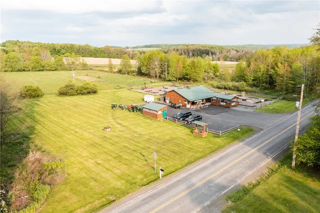 $350,000 | 1364 County Highway, Mount Vision, NY 13810