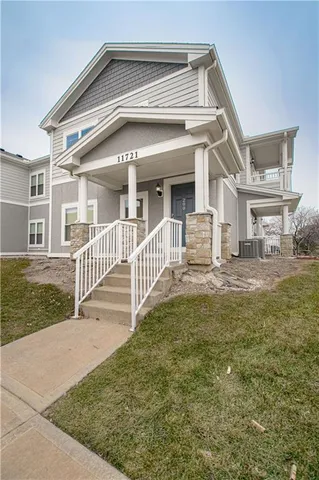 $236,500 | 11721 South Roundtree Street, Unit 200, Olathe, KS 66061