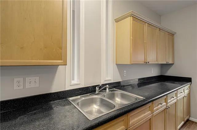 $236,500 | 11721 South Roundtree Street, Unit 200, Olathe, KS 66061