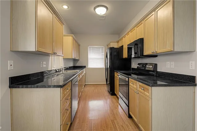 $236,500 | 11721 South Roundtree Street, Unit 200, Olathe, KS 66061