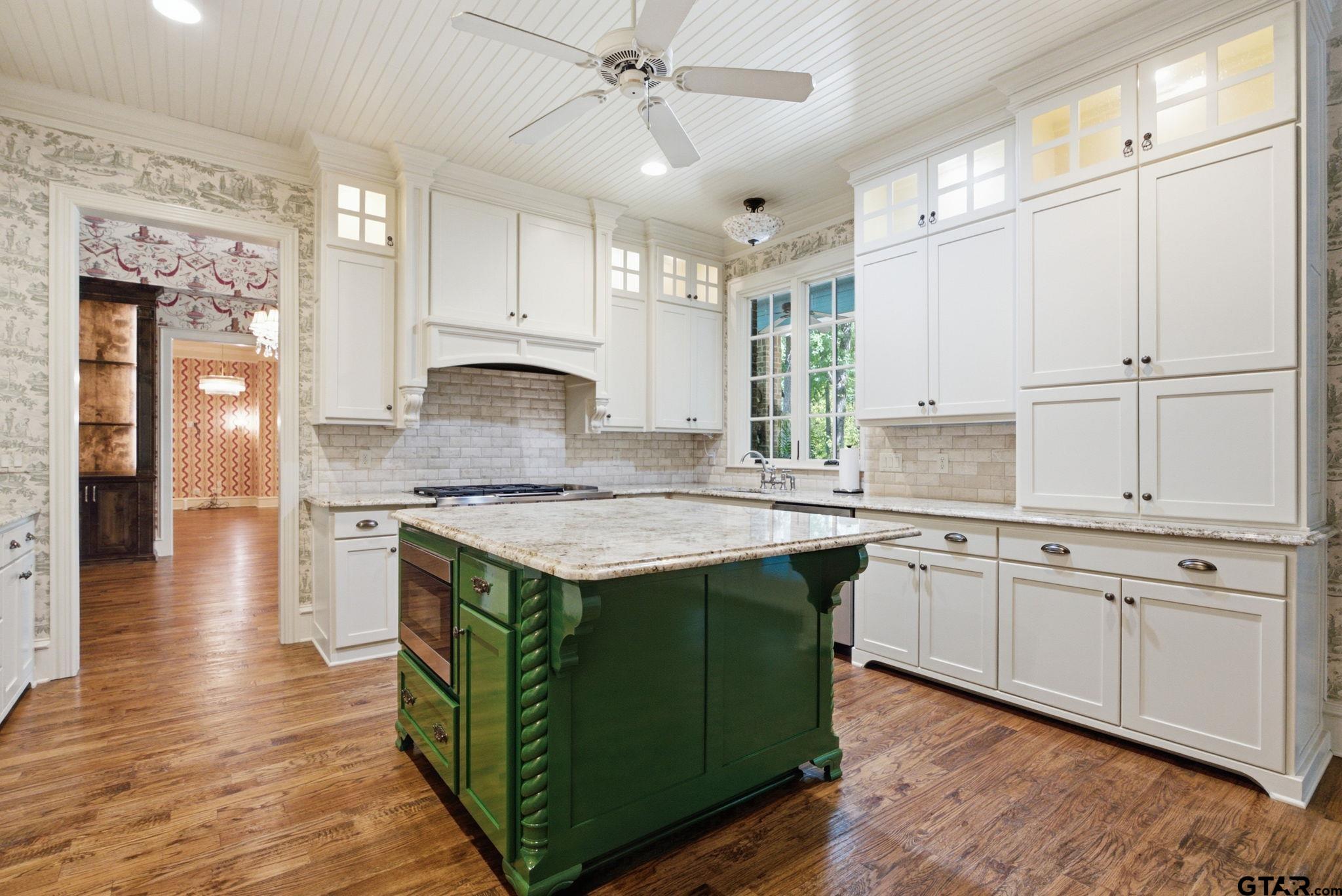 3312 Ridge Bluff Circle Tyler, TX 75707 - Photo 13 of 47 Gallery Image 13