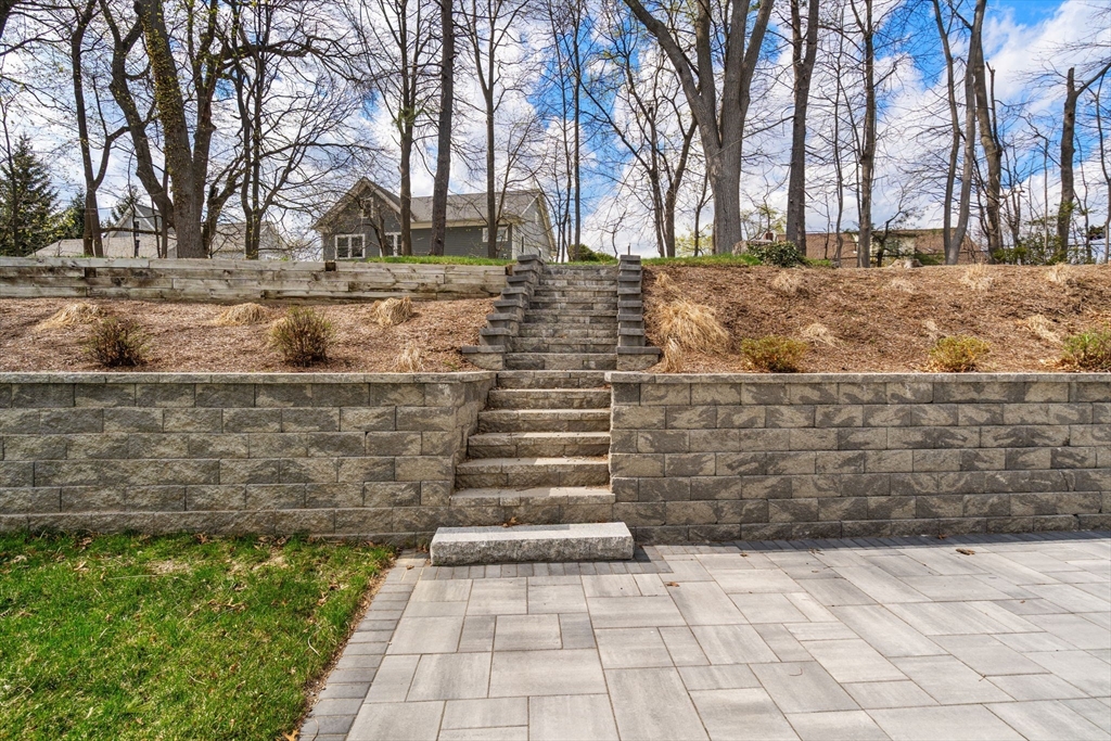 100 Woodbine Circle Needham, MA 02494 - Photo 37 of 40