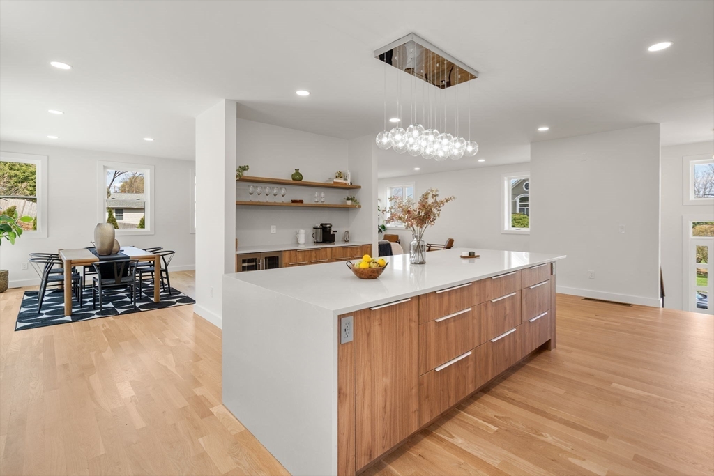 100 Woodbine Circle Needham, MA 02494 - Photo 10 of 40