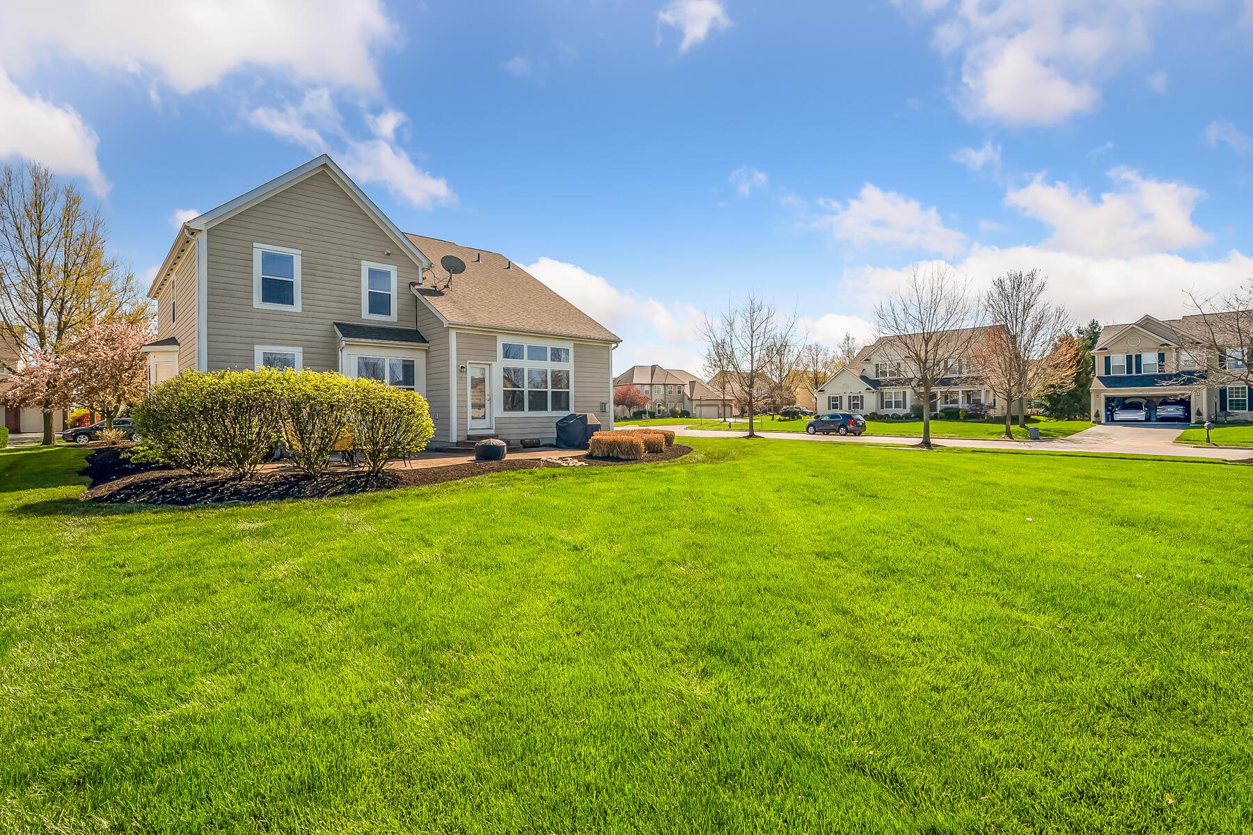 7198 Springview Lane Dublin, OH 43016 - Photo 15 of 38 7-web-or-mls-7198 Springview Ln-107