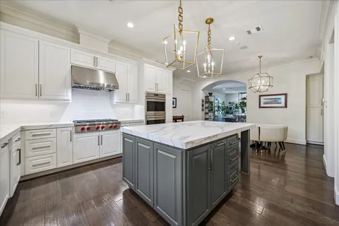 $3,195,000 | 5201 Cedar Creek Drive, Houston, TX 77056