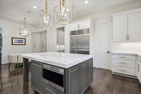 $3,195,000 | 5201 Cedar Creek Drive, Houston, TX 77056
