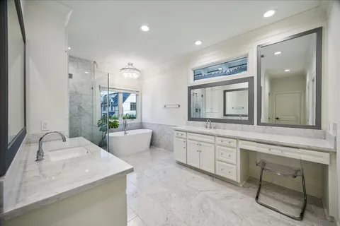 $3,195,000 | 5201 Cedar Creek Drive, Houston, TX 77056