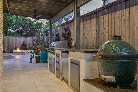 $3,195,000 | 5201 Cedar Creek Drive, Houston, TX 77056