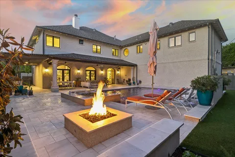 $3,195,000 | 5201 Cedar Creek Drive, Houston, TX 77056