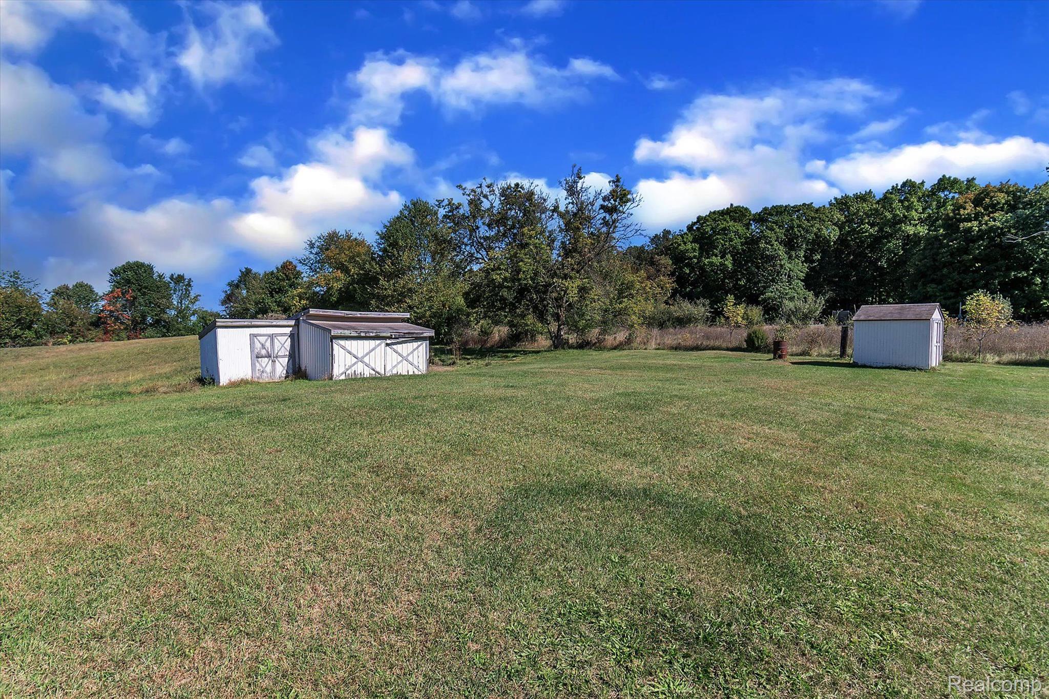 1340 Mower Road Pinckney, MI 48169 - Photo 41 of 54 Gallery Image 41