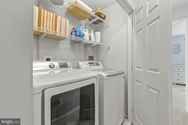 $790,000 | 323 Helmuth Lane, Alexandria, VA 22304