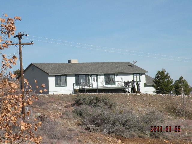 18264 Spoon Road Peeples Valley, AZ 86332 - Photo 7 of 18 Exterior2