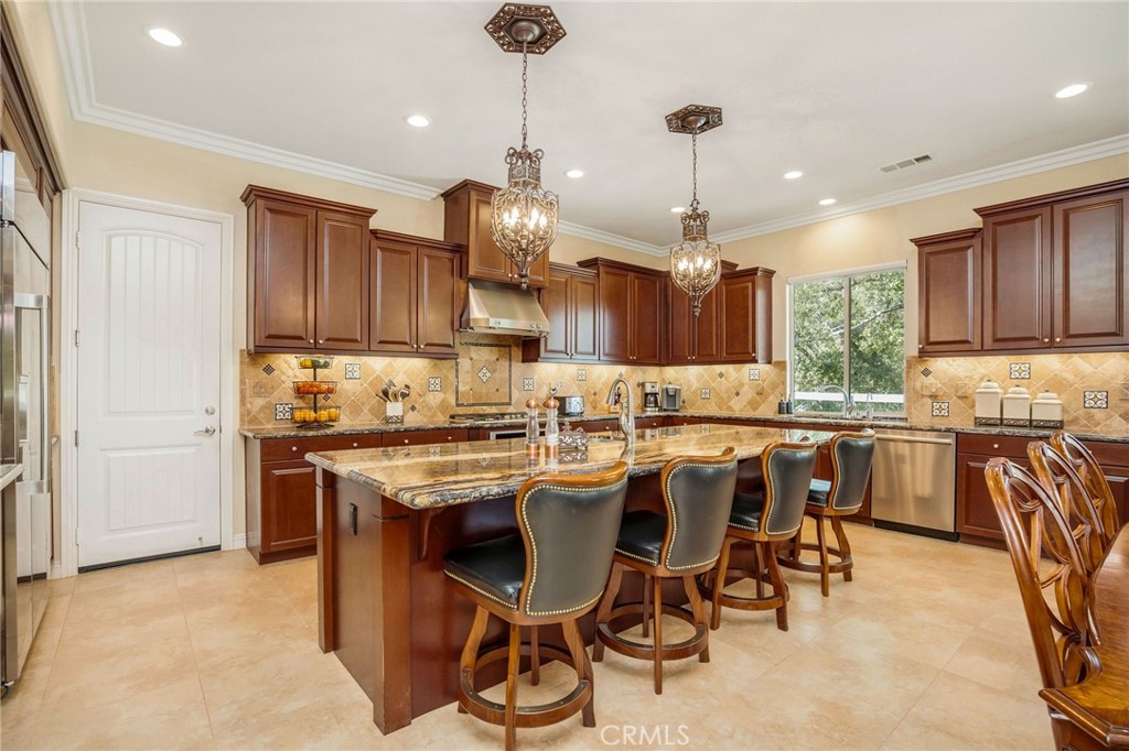 15929 Mandalay Road Canyon Country, CA 91387 - Photo 39 of 55