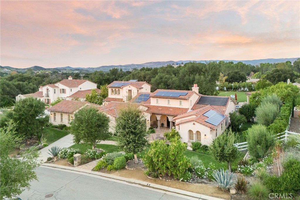 15929 Mandalay Road Canyon Country, CA 91387 - Photo 9 of 55